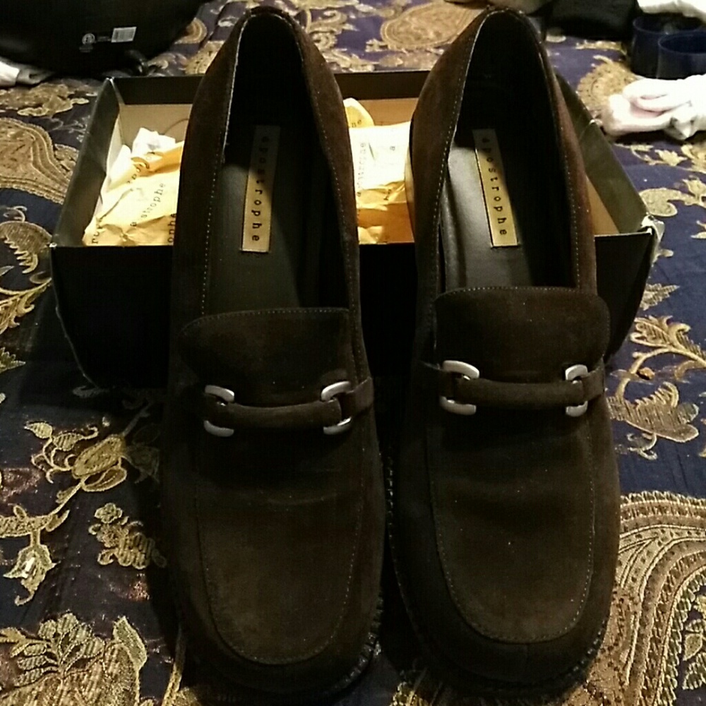 Apostrophe women's brown suede loafers 9M size